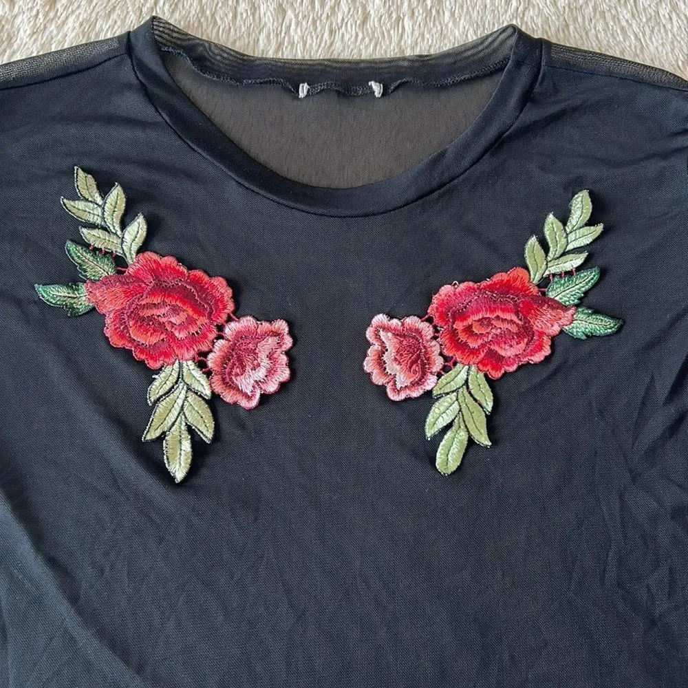 Black mesh rose embroidered shirt size small - Picture 6 of 16